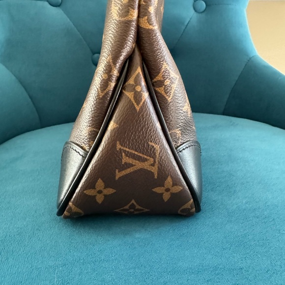 💯Authentic Louis Vuitton Odeon MM - Picture 7 of 13